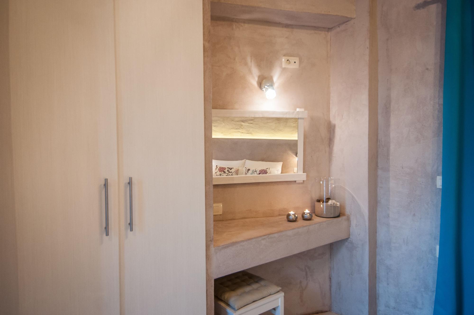 Zante Nest Studios & Apartments Аликанас Екстериор снимка