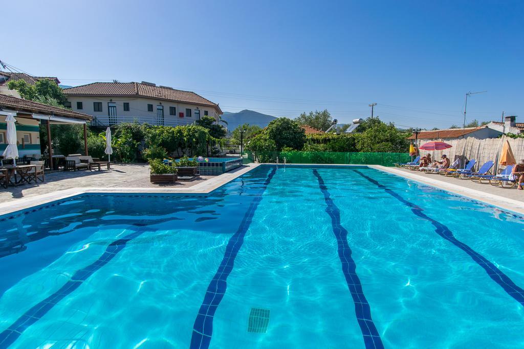 Zante Nest Studios & Apartments Аликанас Екстериор снимка