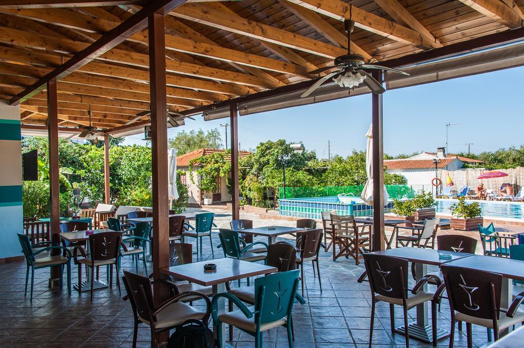 Zante Nest Studios & Apartments Аликанас Екстериор снимка